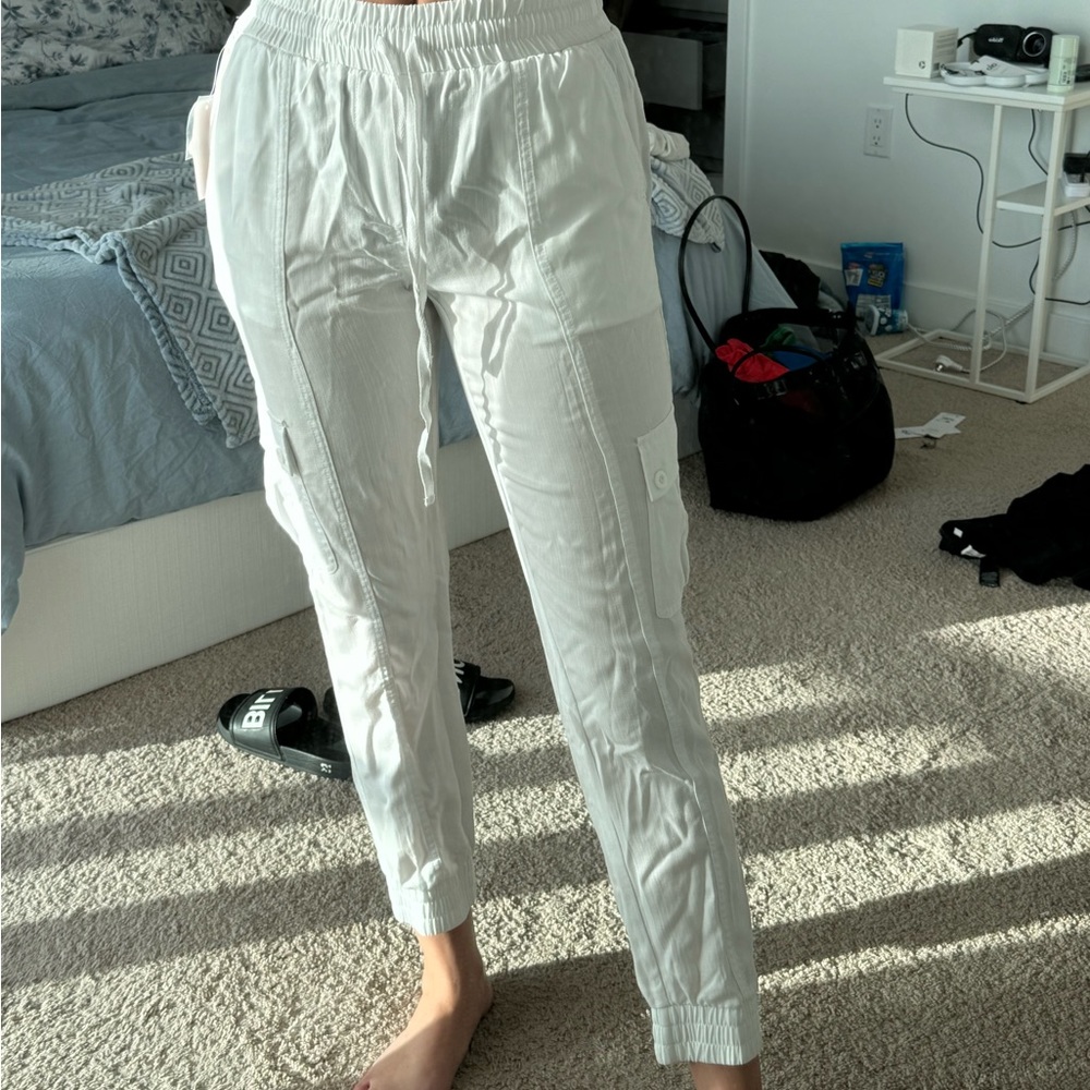 neiman marcus white cargo pants